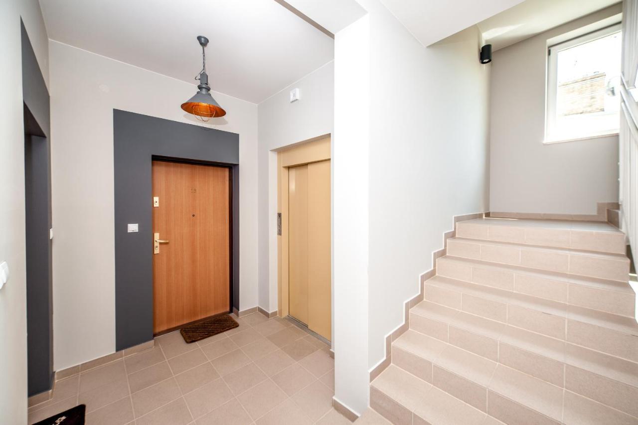 Apartament Wanda W Centrum Kolobrzegu Przy Starowce Exterior foto